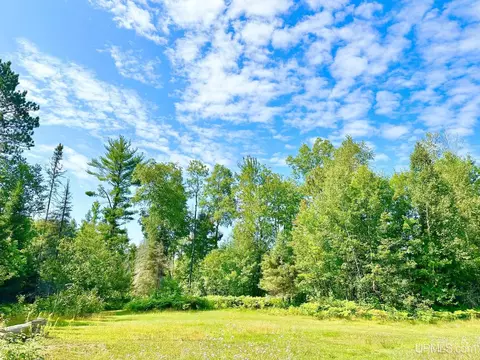 201 Mansfield Cutoff, Crystal Falls, MI 49920
