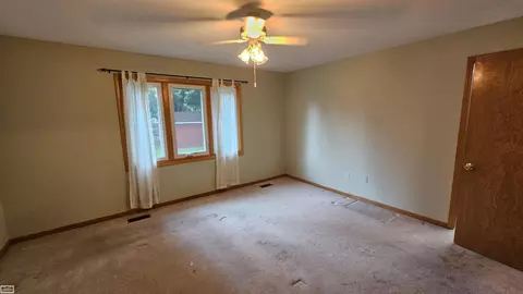 23865 Pointe, Macomb, MI 48042 photo 14