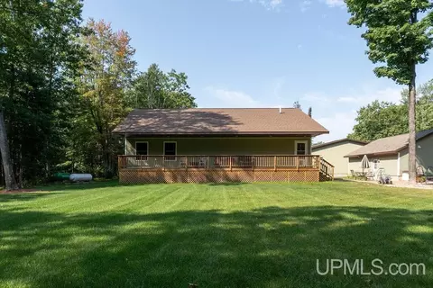 201 S Red Horse, Gwinn, MI 49841