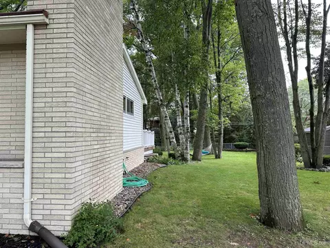 1901 S 23rd, Escanaba, MI 49829 photo 6