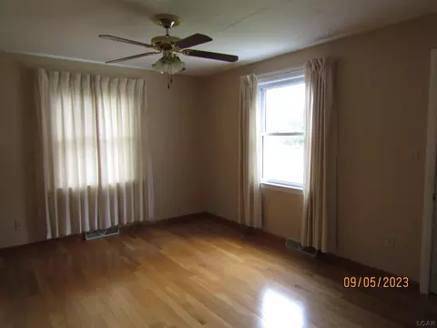 717 S Occidental, Tecumseh, MI 49286 photo 4