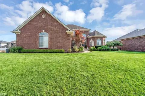 19382 Potomac, Macomb, MI 48044 photo 31