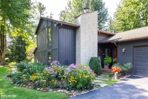 845 E Leonard, Leonard, MI 48367