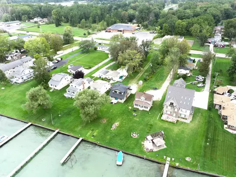 4939 Pointe Tremble, Algonac, MI 48001 photo 10