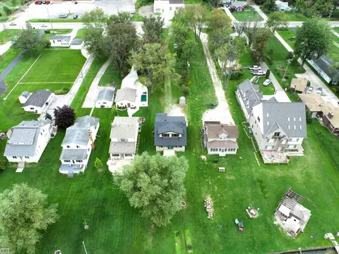 4939 Pointe Tremble, Algonac, MI 48001 photo 9