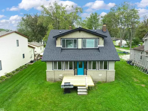 4939 Pointe Tremble, Algonac, MI 48001