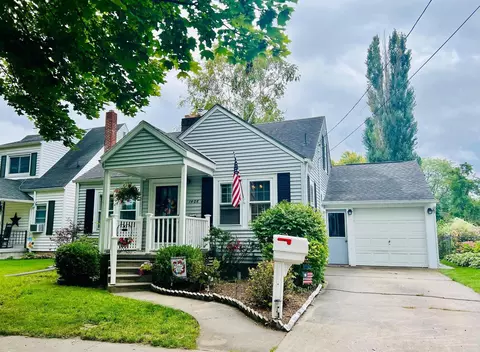 1406 Mercer, Essexville, MI 48732