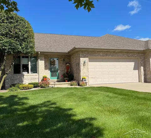 7220 Spring Lk, Saginaw, MI 48603