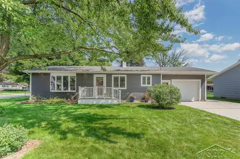 303 John K, Auburn, MI 48611
