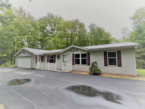 N17634 Smith, Pembine T-wi, WI 54156