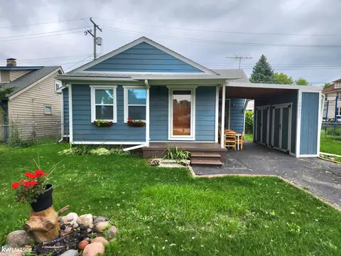 19431 Georgia, Roseville, MI 48066