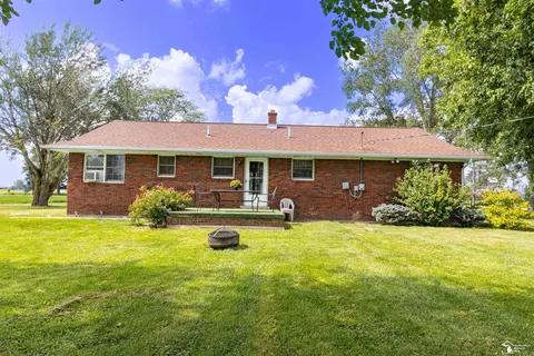 3200 Sheick, Monroe, MI 48162 photo 3