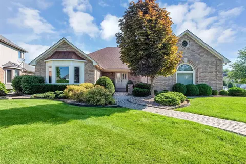 43646 Columbia, Clinton Township, MI 48038