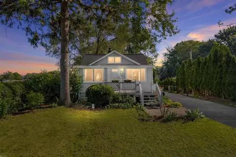 22624 Dorion, Saint Clair Shores, MI 48082