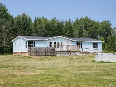 2808 N Three Rivers, Gladwin, MI 48624