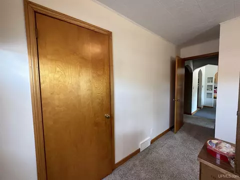 5231 18th, Escanaba, MI 49829 photo 17