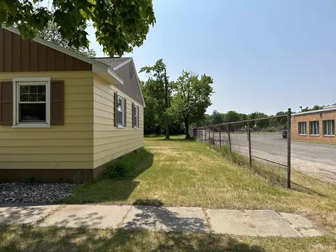 5231 18th, Escanaba, MI 49829 photo 5