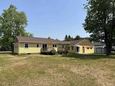 5231 18th, Escanaba, MI 49829 photo 9