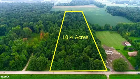 17410 Irwin, Armada, MI 48005