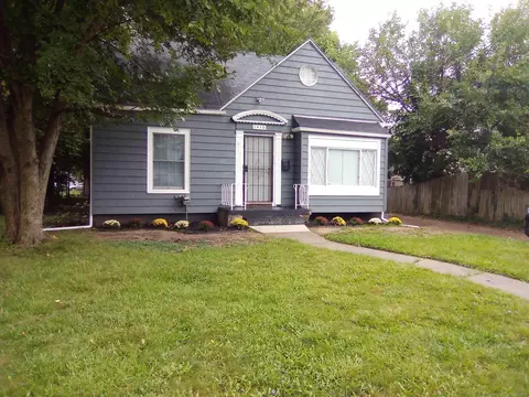 1410 N Ballenger, Flint, MI 48504