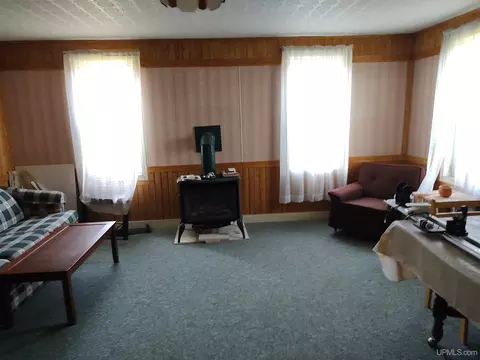 5146 E Maple Ridge 37th, Rock, MI 49880 photo 7