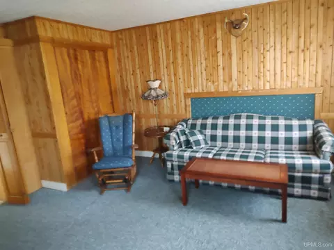 5146 E Maple Ridge 37th, Rock, MI 49880 photo 8