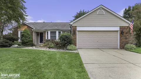 3218 Alderdale, Sterling Heights, MI 48310