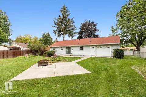 1489 Williamsburg, Flint, MI 48507 photo 41