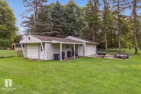1489 Williamsburg, Flint, MI 48507 photo 45