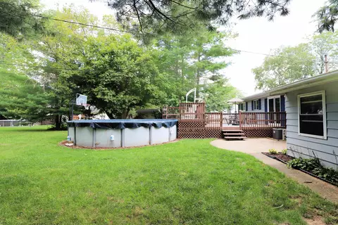 1029 Springview, Flushing, MI 48433 photo 24