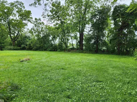 24950 Hunt, Macomb, MI 48042 photo 2