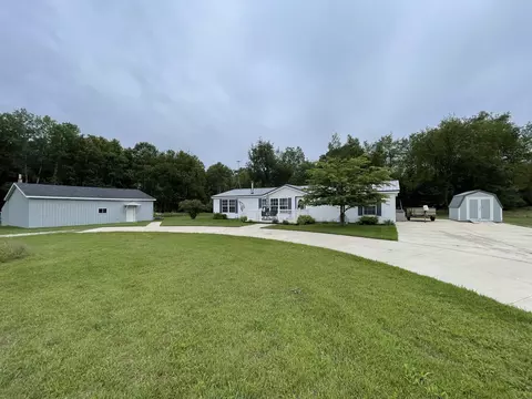 3425 W Bawkey, Farwell, MI 48622