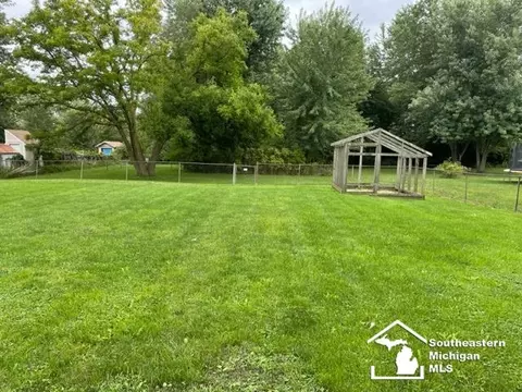 2364 Ida Maybee, Monroe, MI 48162 photo 9
