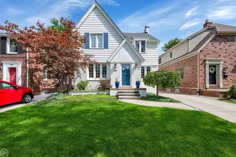 234 Mckinley, Grosse Pointe Farms, MI 48236