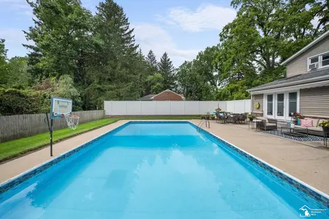 547 W Sterns, Temperance, MI 48182 photo 34