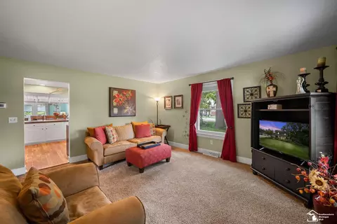 547 W Sterns, Temperance, MI 48182 photo 7