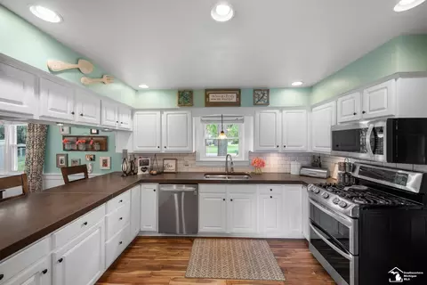 547 W Sterns, Temperance, MI 48182 photo 9