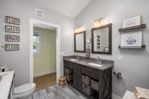 547 W Sterns, Temperance, MI 48182 photo 29