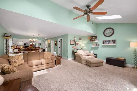 547 W Sterns, Temperance, MI 48182 photo 19