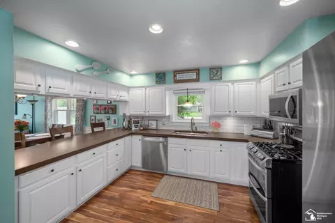547 W Sterns, Temperance, MI 48182 photo 8