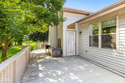 51794 Walnut, Macomb, MI 48042 photo 32