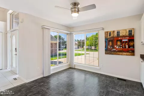 51794 Walnut, Macomb, MI 48042 photo 11