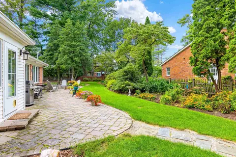 92 Deeplands, Grosse Pointe Woods, MI 48236 photo 69