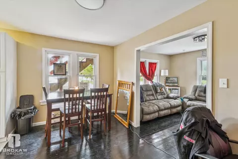3499 Atherton, Burton, MI 48529 photo 8