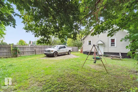 3499 Atherton, Burton, MI 48529 photo 16