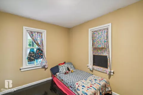 3499 Atherton, Burton, MI 48529 photo 15