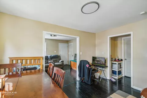 3499 Atherton, Burton, MI 48529 photo 9