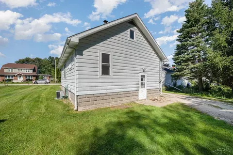 228 N Elm, Hemlock, MI 48626 photo 27
