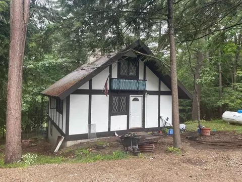 9368 E 48 12 Rd, Cadillac, MI 49601