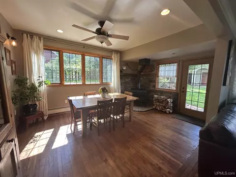 168 Davis, Ishpeming, MI 49849 photo 16
